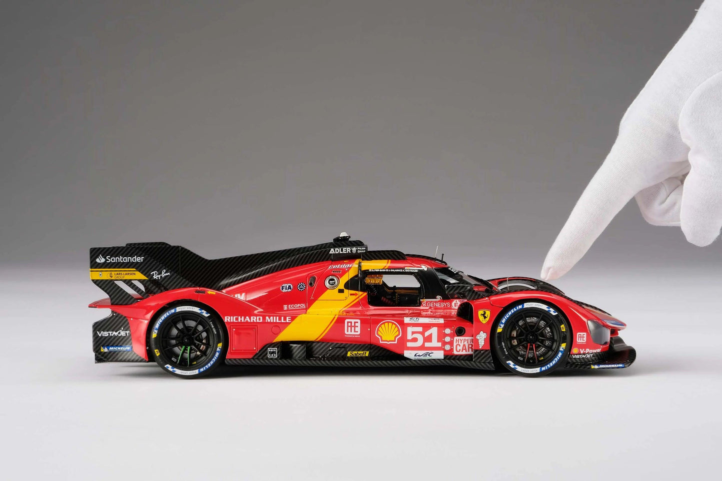 Amalgam Ferrari 499P Hypercar 51 Winner 24 Hours of Le Mans 2023 1:18 Modell