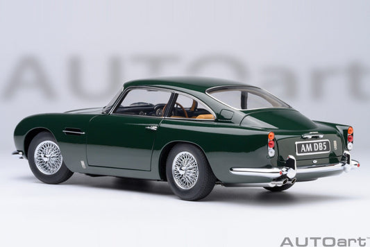 AutoArt Aston Martin DB5 British Racing Green 1:18 Modell