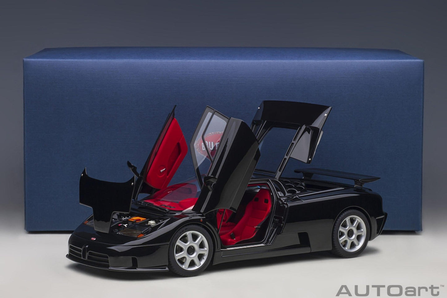 AutoArt Bugatti EB110 SS 1992 - Nero Vernice 1:18 Modell