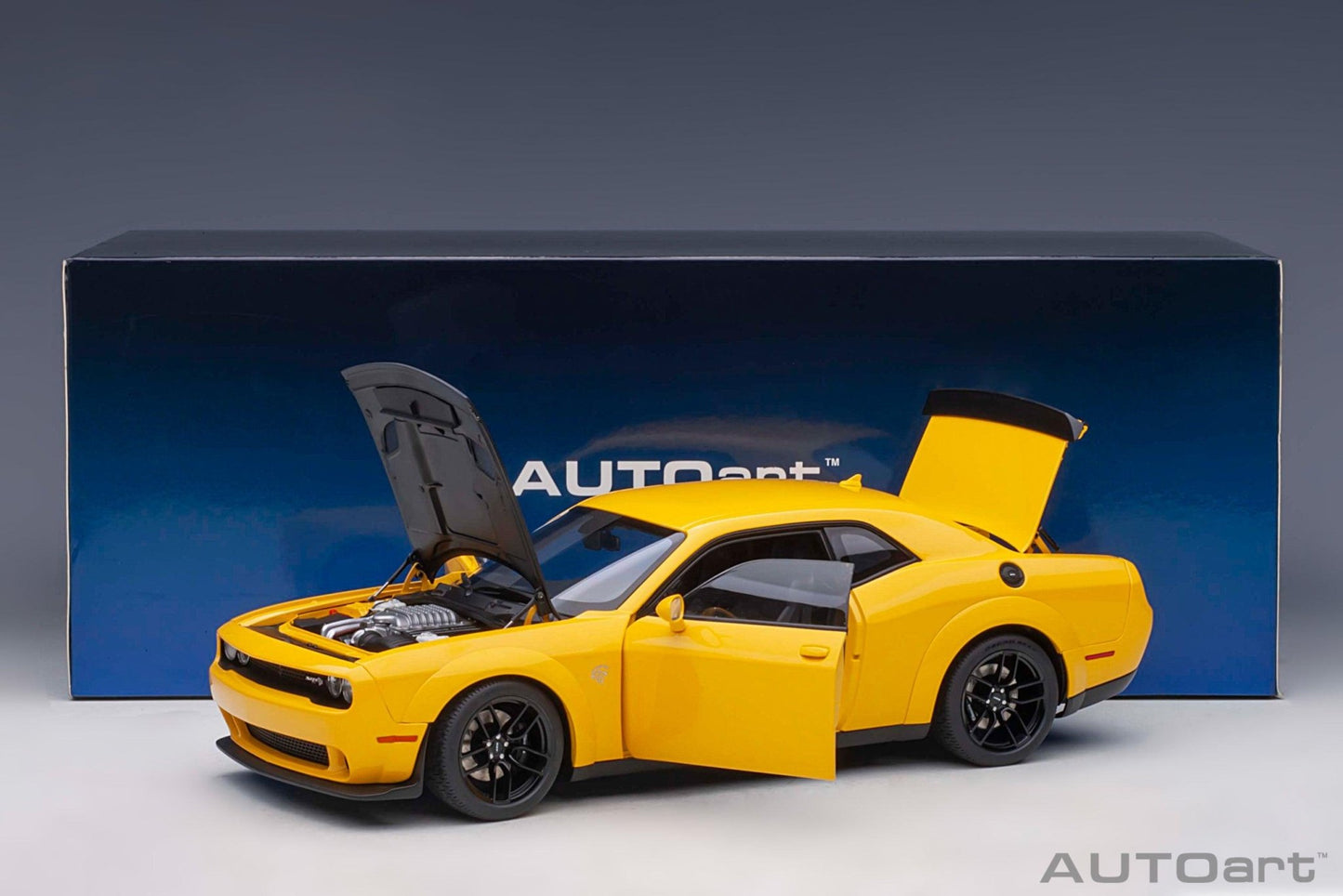 AutoArt Dodge Challenger SRT Hellcat Widebody 2018 - Yellow Jacket 1:18 Modell