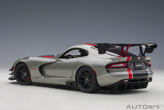 AutoArt Dodge Viper ACR 2017 - Billet Silver Metallic with Black Stripes 1:18 Modell
