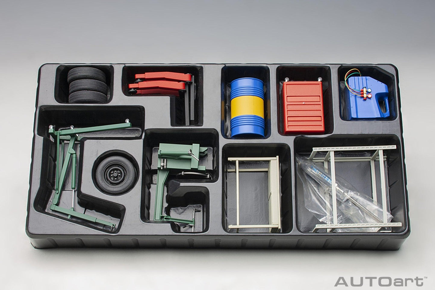 AutoArt Garage Kit Set (Version 2) 1:18 Modell