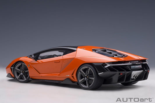 AutoArt Lamborghini Centenario - Arancio Argos 1:18 Modell