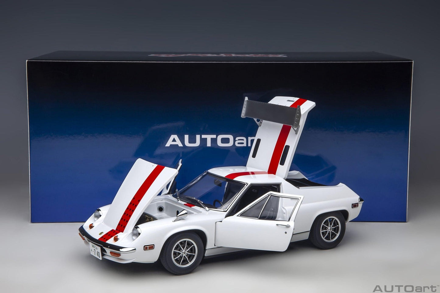 AutoArt Lotus Europa Special THE CIRCUIT WOLF 1:18 Modell