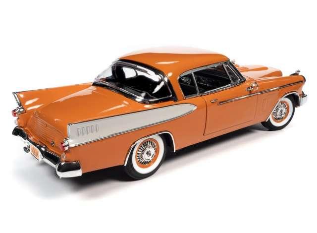Autoworld Studebaker Gold Hawk Coppertone & White 1957 1:18 Modell