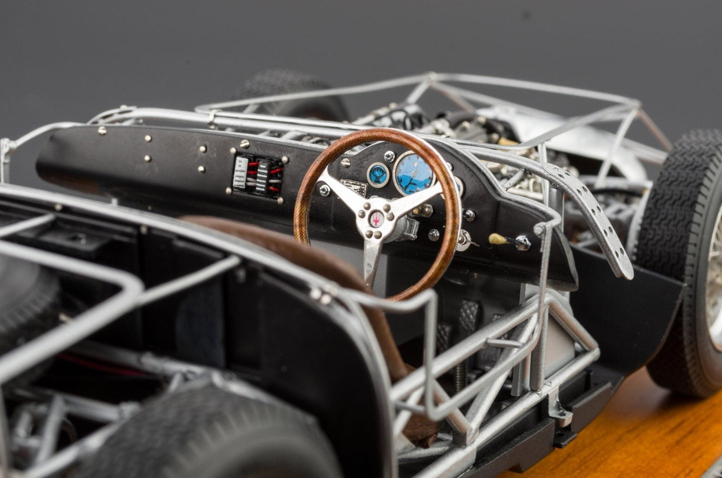 CMC Modelcars Maserati 300 S 1956 Rolling Chassis 1:18 Modell