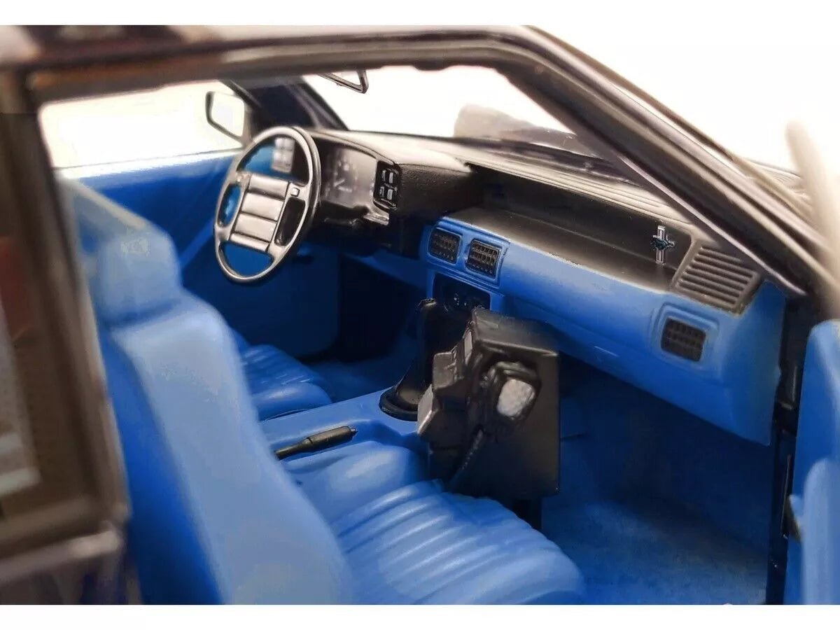 GMP/ACME Ford Mustang 5.0 SSP - U.S. Air Force U - 2 Chase Car 1988 - Dragon Chaser 1:18 Modell