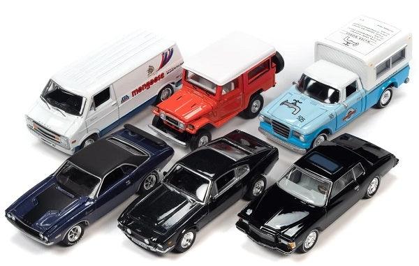 Johnny Lightning Pop Culture 2023 (Set von 6 Modellen) 1:64 Modelle