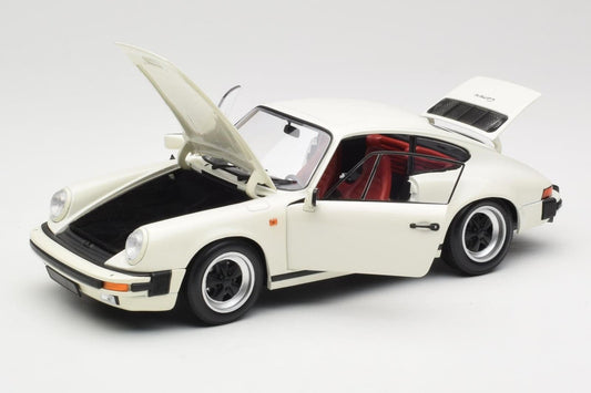 Minichamps Porsche 911 Carrera Coupe 3.2 1983 weiß 1:18 Modell