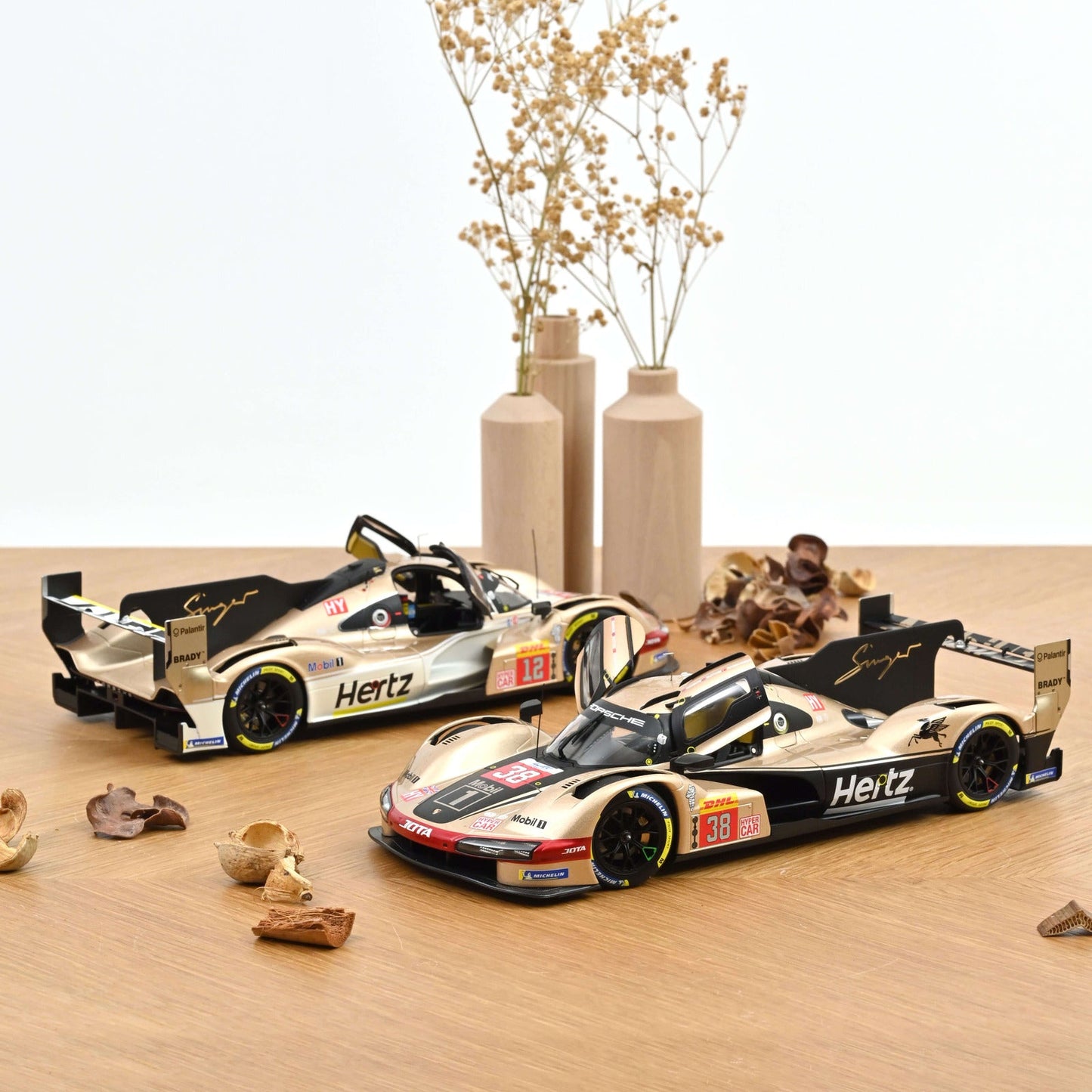 Norev Porsche 963 Hertz Team Jota Lone Star Le Mans 2024 1:18 Modell