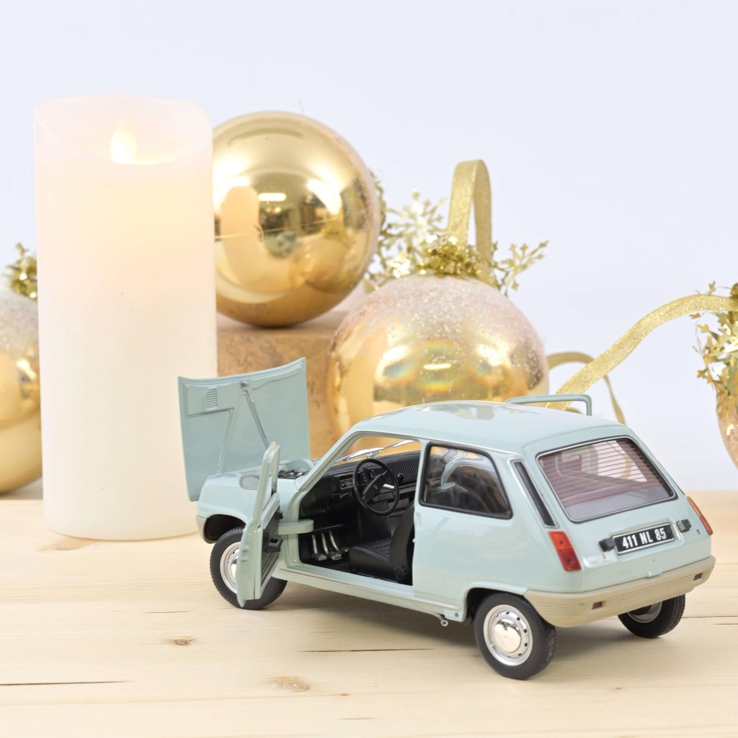 Norev Renault 5 1972 - Light Blue 1:18 Modell