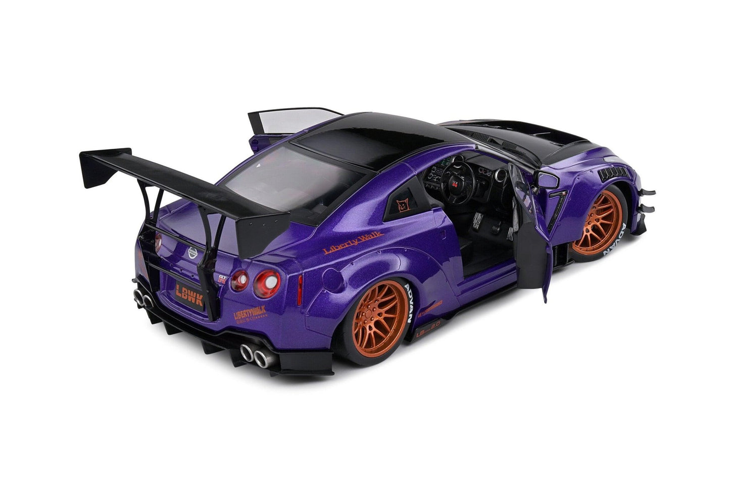 Solido Nissan GT - R (R35) Liberty Walk Body Kit 2.0 2022 - Lila 1:18 Modell