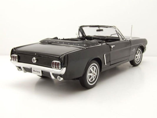 Welly Ford Mustang Cabrio 1964 - Black 1:18 Modell