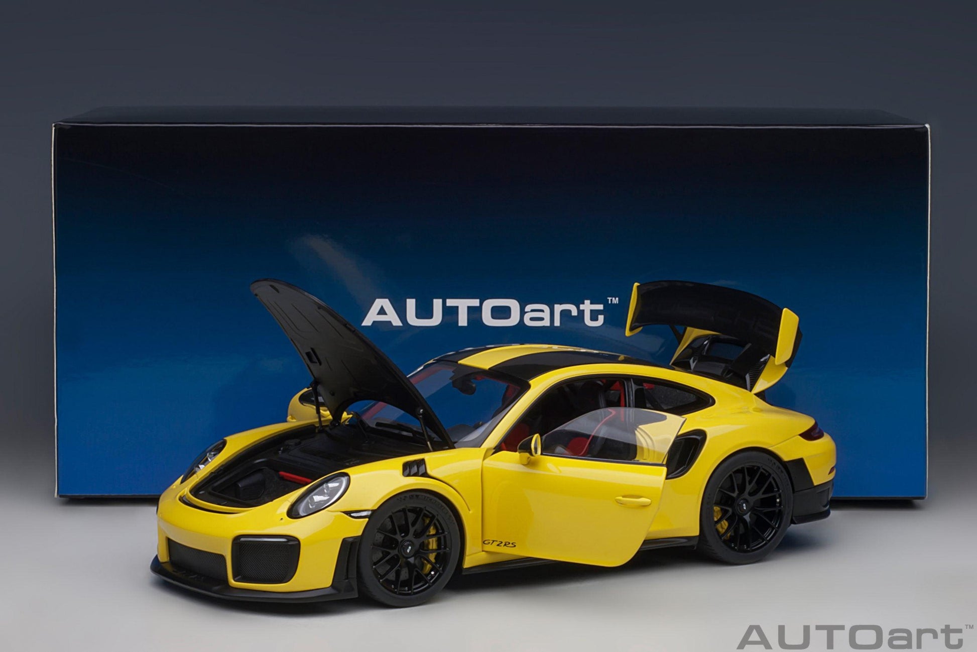 AutoArt Porsche 911 (991.2) GT2 RS Weissach Package - Racing Yellow 1:18 Modell - Artexio