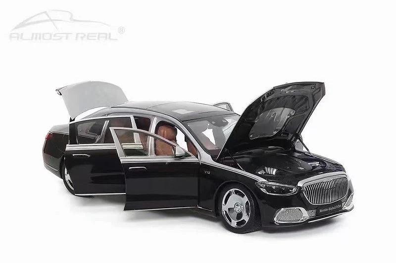 Almost Real Mercedes Maybach S - Class 2021 - Hightech Silver/Obsidian Black 1:18 Modell - Artexio