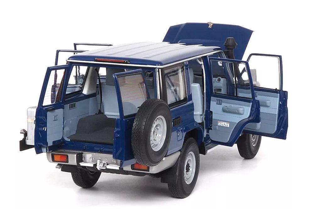 Almost Real Toyota Land Cruiser 76 2017 - Blue 1:18 Modell - Artexio