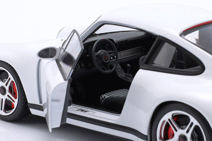 AlmostReal RUF SCR 2018 White 1:18 Modell