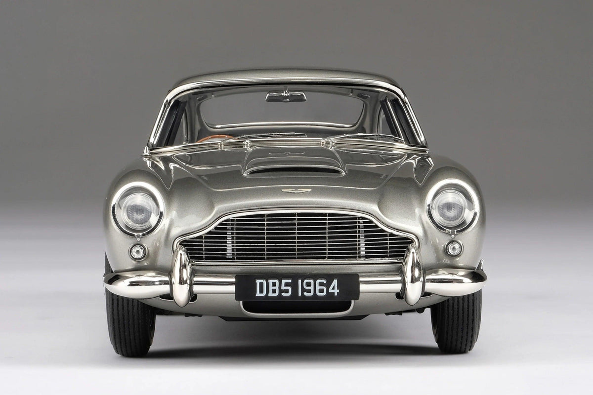 Amalgam Aston Martin DB5 Vantage - Silver 1:18 Modell
