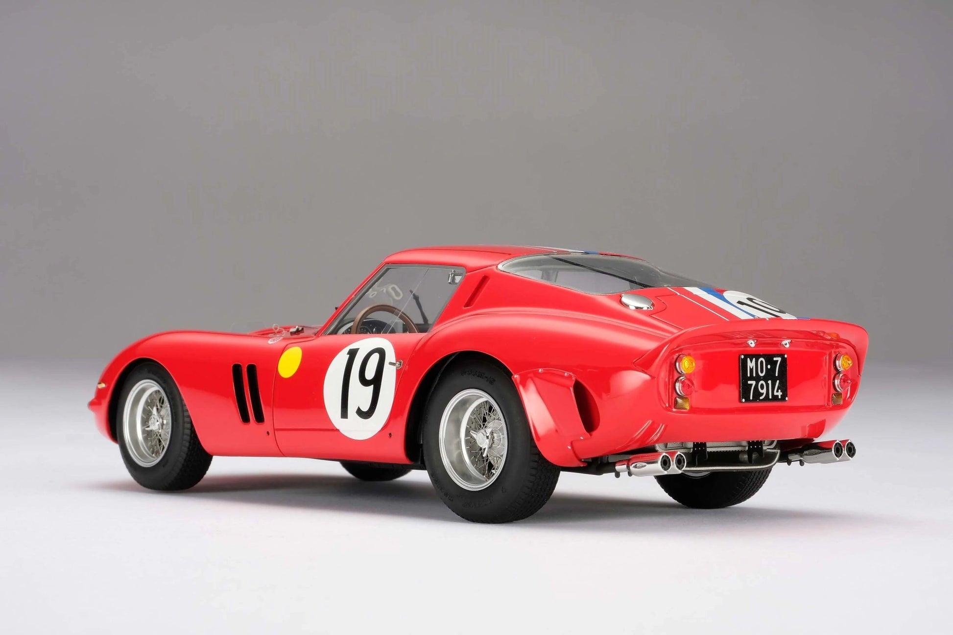 Amalgam Ferrari 250 GTO 24 Hours of Le Mans 1962 GT Class Winner #19 1:18 Modell - Artexio