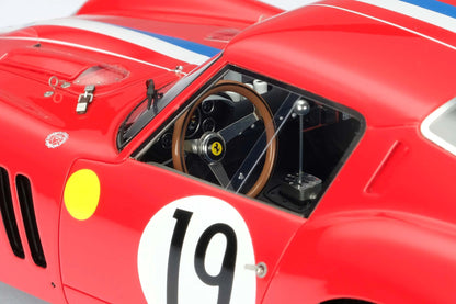 Amalgam Ferrari 250 GTO 24 Hours of Le Mans 1962 GT Class Winner #19 1:18 Modell - Artexio