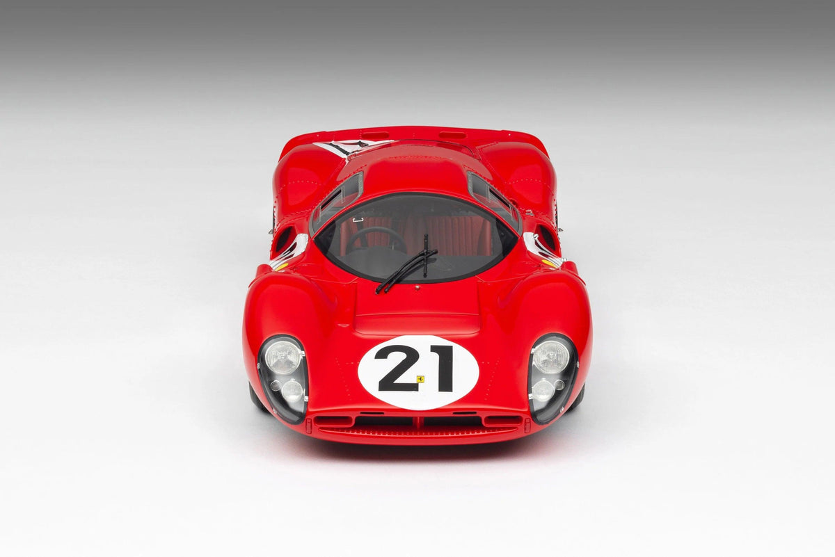Amalgam Ferrari 330 P4 #21 2nd 24h LeMans 1967 Driven by: Scarfiotti, Parkes 1:18 Modell