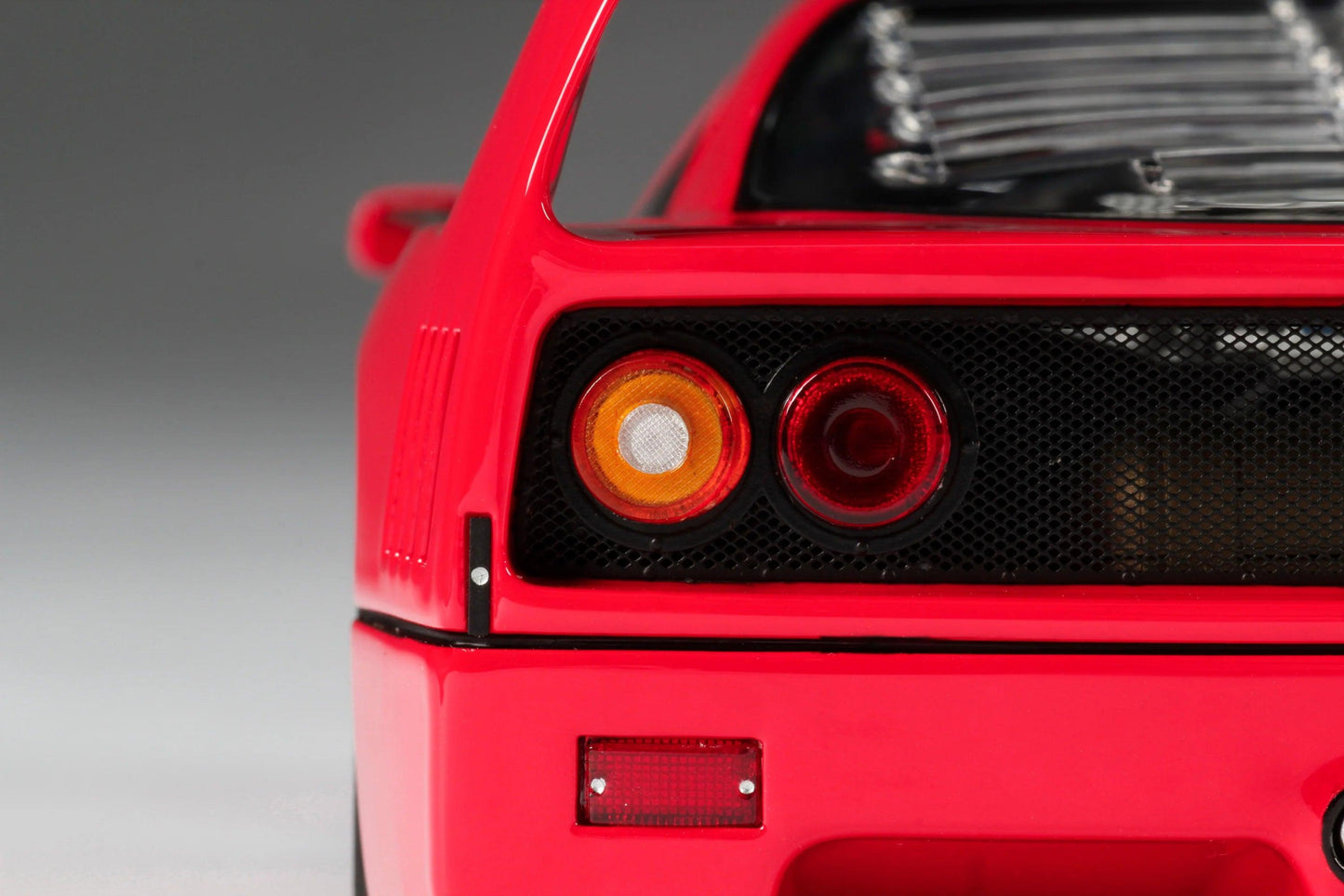 Amalgam Ferrari F40 - Red 1:18 Modell - Artexio