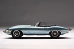 Amalgam Jaguar E - type Roadster - Light Blue 1:18 Modell