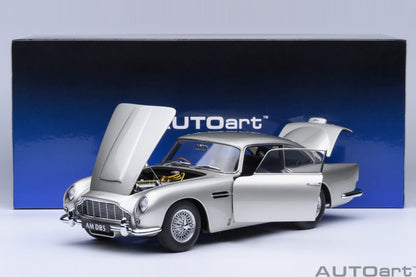 AutoArt Aston Martin DB5 (Birch Silver) 1:18 Modell
