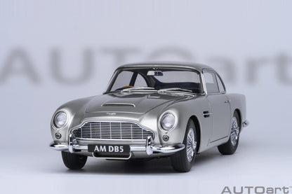 AutoArt Aston Martin DB5 (Birch Silver) 1:18 Modell