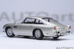 AutoArt Aston Martin DB5 Goldfinger (Silver) 1:18 Modell