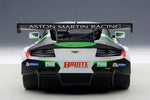 AutoArt Aston Martin V12 Vantage Bathurst 12HRS Endurance Race 2015 MacDowall/O'Young/Mucke 97 1:18 Modell