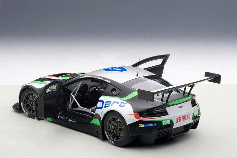 AutoArt Aston Martin V12 Vantage Bathurst 12HRS Endurance Race 2015 MacDowall/O'Young/Mucke #97 1:18 Modell - Artexio