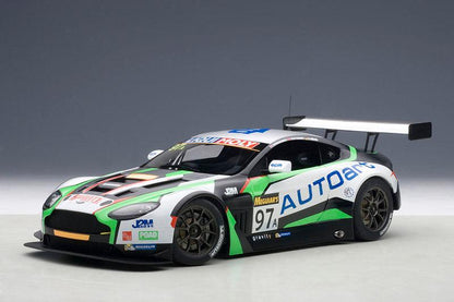 AutoArt Aston Martin V12 Vantage Bathurst 12HRS Endurance Race 2015 MacDowall/O'Young/Mucke #97 1:18 Modell - Artexio