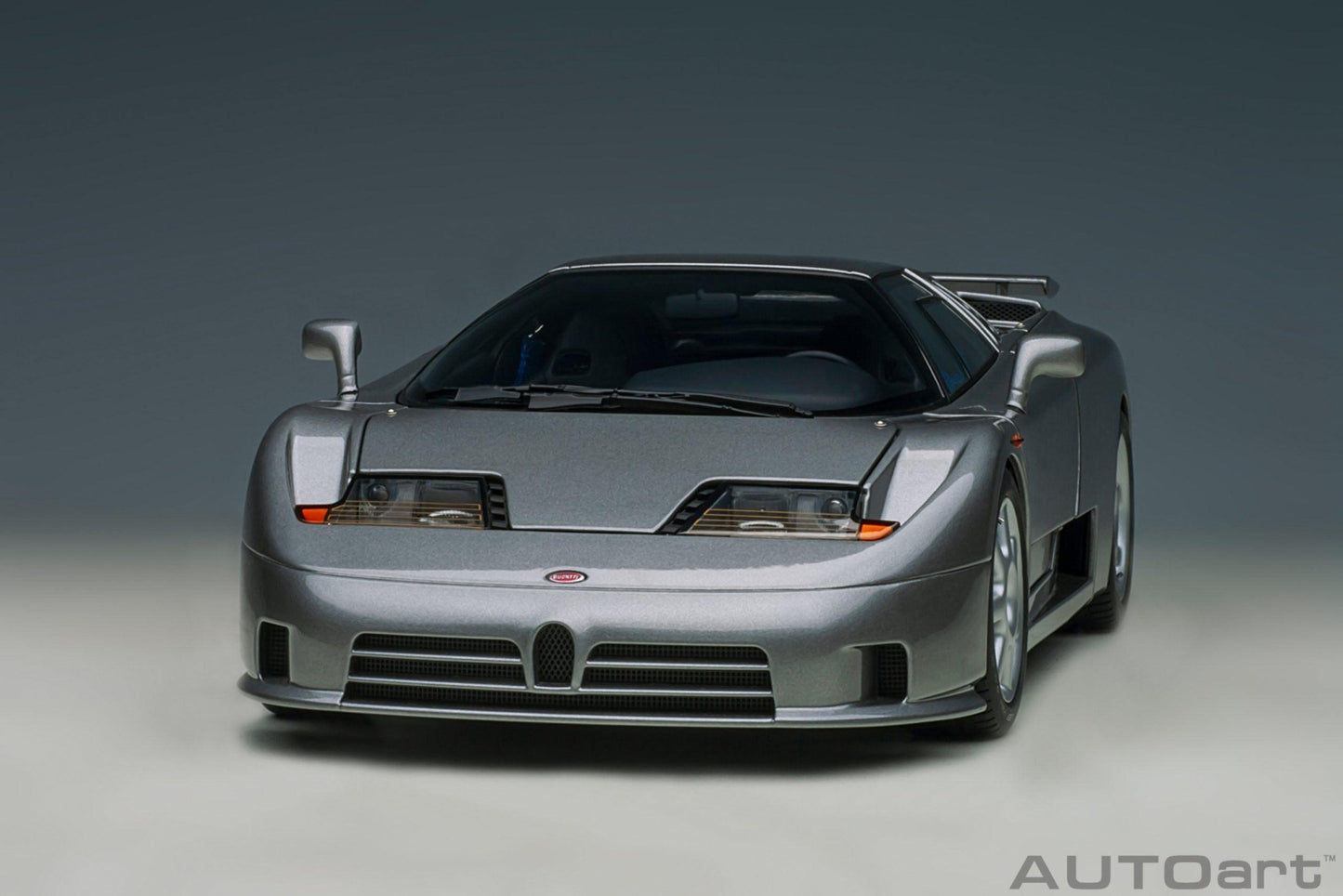 AutoArt Bugatti EB110 SS 1992 - Grigio Metallizzato 1:18 Modell - Artexio