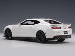 AutoArt Chevrolet Camaro ZL1 2017 – Summit White 1:18 Modell