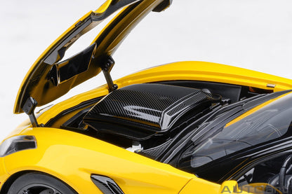 AutoArt Chevrolet Corvette C7 ZR1 - Corvette Racing Yellow Tintcoat 1:18 Modell - Artexio