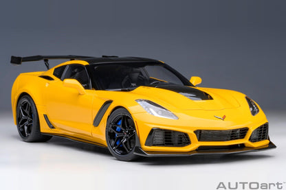 AutoArt Chevrolet Corvette C7 ZR1 - Corvette Racing Yellow Tintcoat 1:18 Modell - Artexio