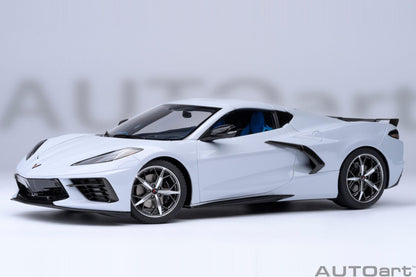 AutoArt Chevrolet Corvette C8 Stingray Z51 - Ceramic Matrix Grey Metallic 1:18 Modell - Artexio