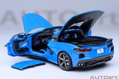 AutoArt Chevrolet Corvette C8 Stingray Z51 - Rapid Blue 1:18 Modell - Artexio