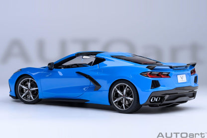 AutoArt Chevrolet Corvette C8 Stingray Z51 - Rapid Blue 1:18 Modell - Artexio