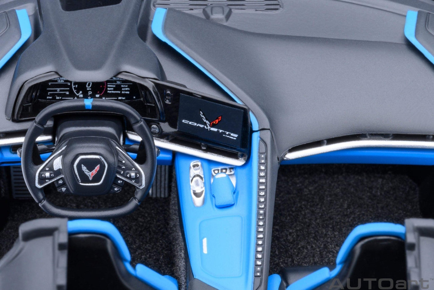 AutoArt Chevrolet Corvette C8 Stingray Z51 - Rapid Blue 1:18 Modell - Artexio