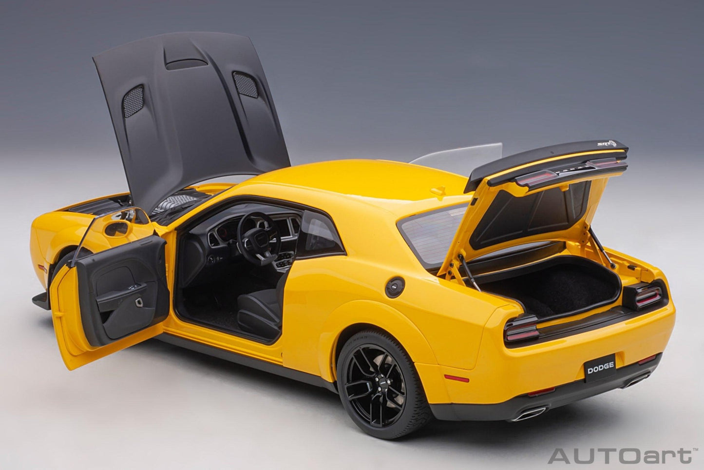 AutoArt Dodge Challenger SRT Hellcat Widebody 2018 - Yellow Jacket 1:18 Modell - Artexio