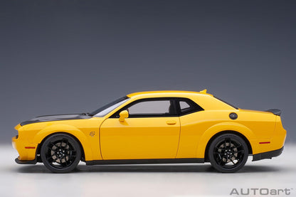 AutoArt Dodge Challenger SRT Hellcat Widebody 2018 - Yellow Jacket 1:18 Modell - Artexio