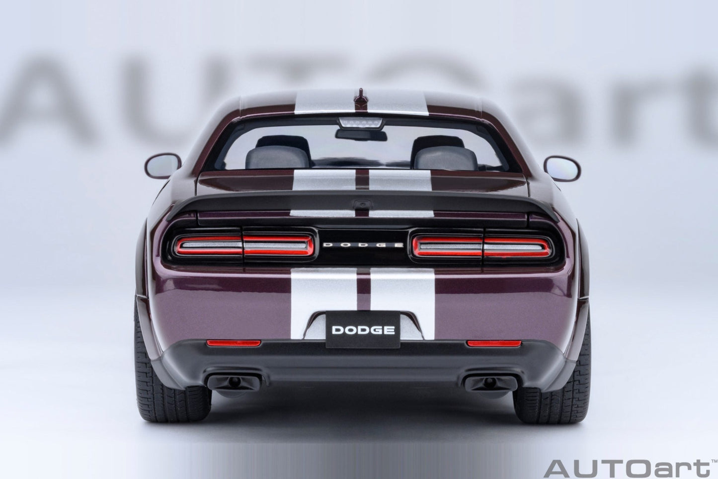 AutoArt Dodge Challenger SRT Jailbreak 2022 Hellraisin 1:18 Modell