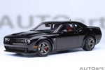 AutoArt Dodge Challenger SRT Superstock 2023 Pitch Black 1:18 Modell