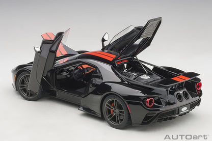 AutoArt Ford GT 2017 - Shadow Black/Orange Stripes 1:18 Modell - Artexio