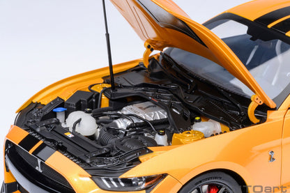 AutoArt Ford Mustang Shelby GT500 (Cyber Orange) 1:18 Modell