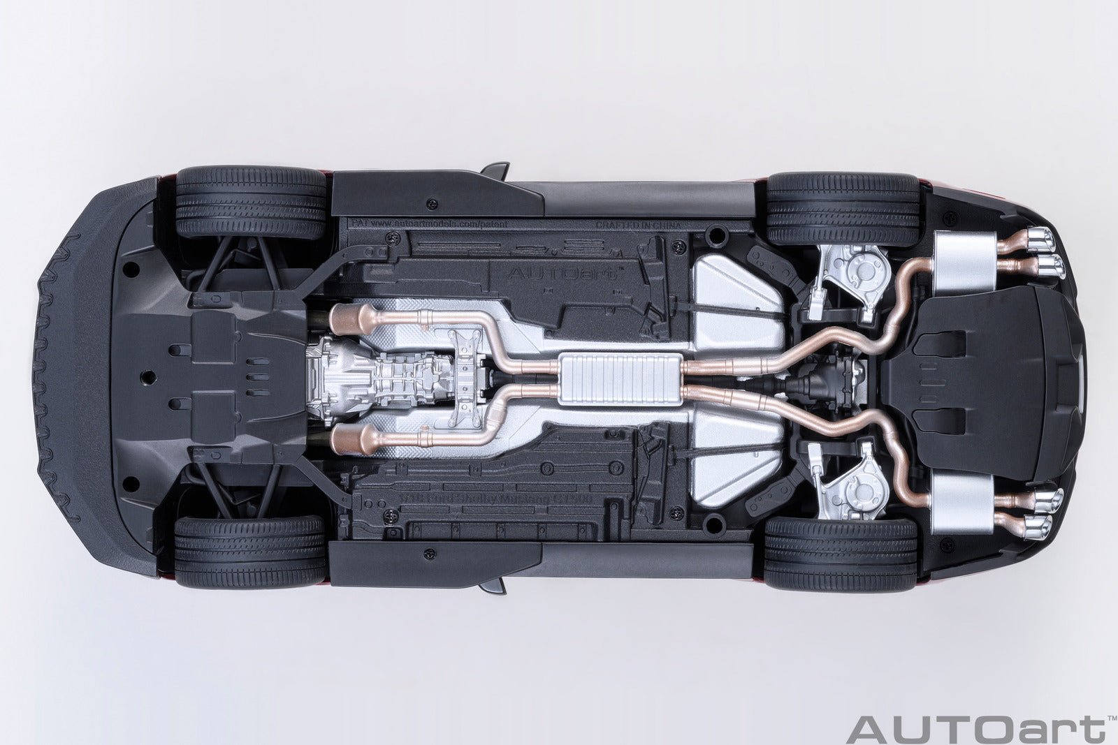 AutoArt Ford Mustang Shelby GT500 (Rapid Red) 1:18 Modell