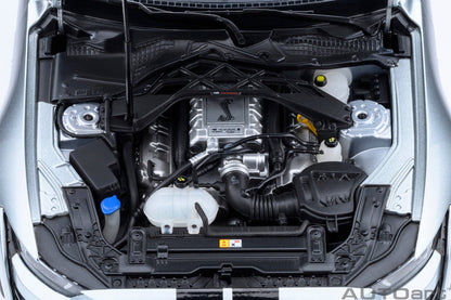 AutoArt Ford Shelby Mustang GT500 (Iconic Silver) 1:18 Modell