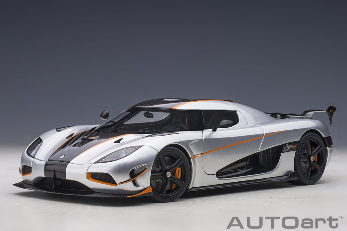 AutoArt Koenigsegg Agera RS - Moon Silver / Carbon with Orange Accents 1:18 Modell